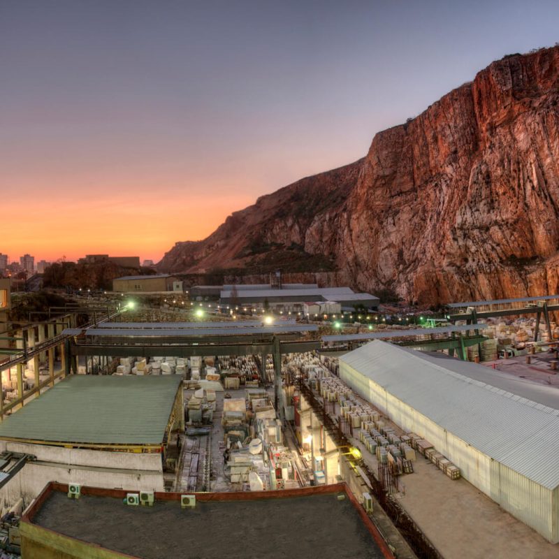 najemfactorygoldenhour 24 1563794116